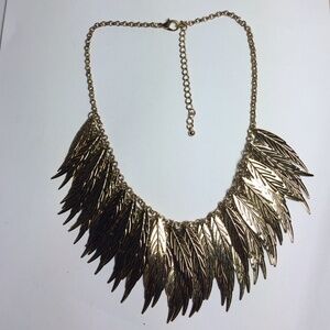 Statement leaf necklace gold plated